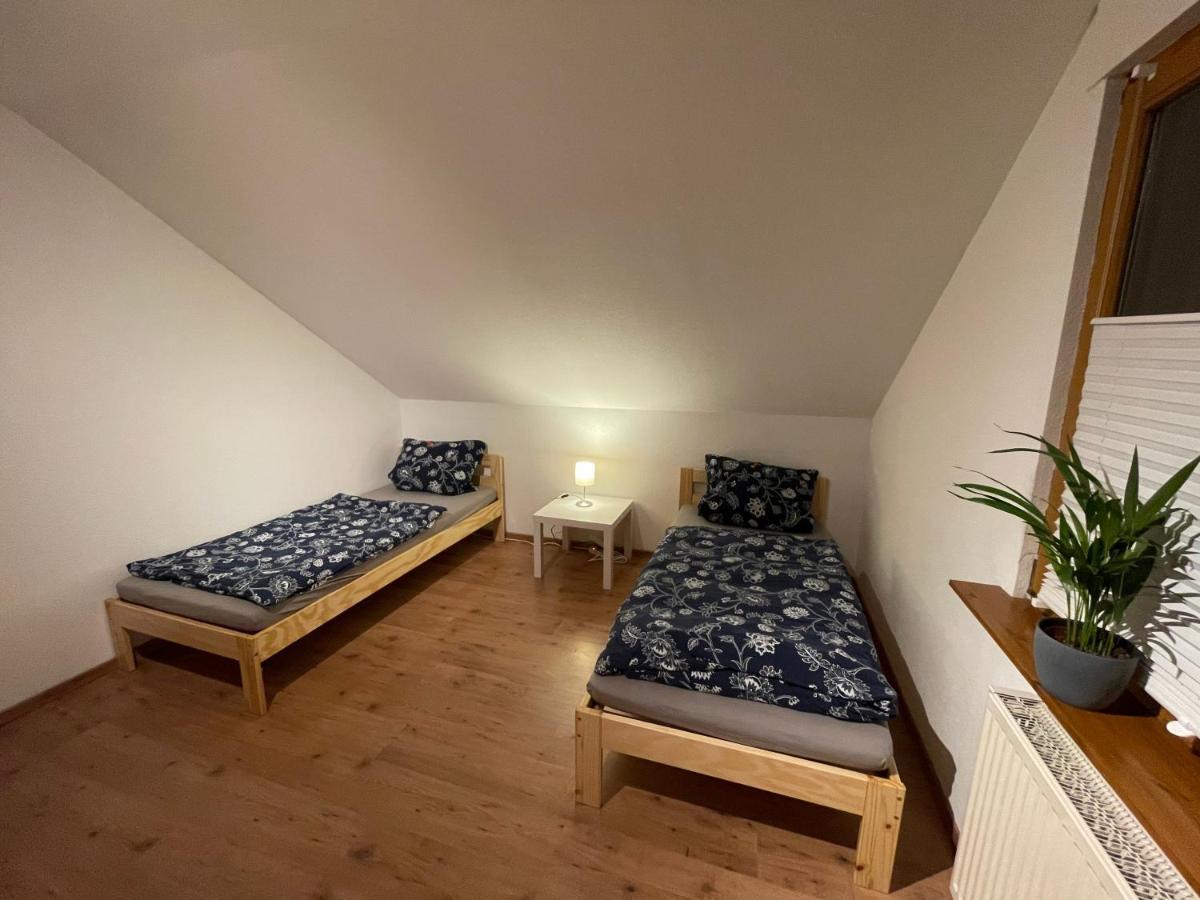 Ferienwohnung An Der Romantischen Strasse Direkt A3 Und A81 Eisingen  Exterior photo