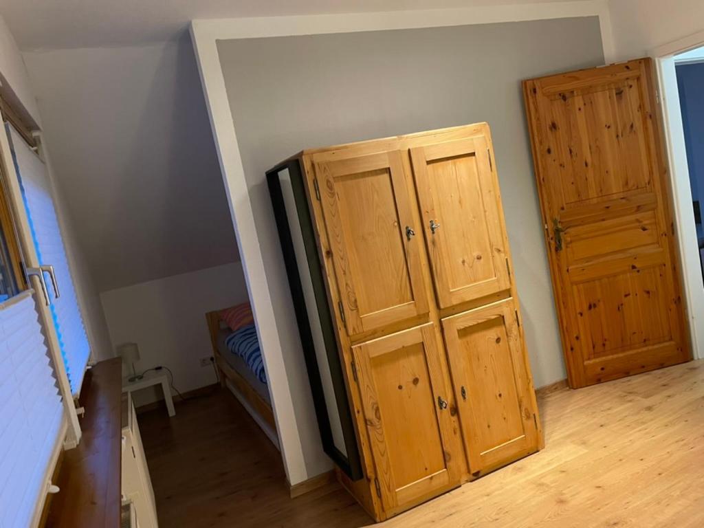 Ferienwohnung An Der Romantischen Strasse Direkt A3 Und A81 Eisingen  Exterior photo