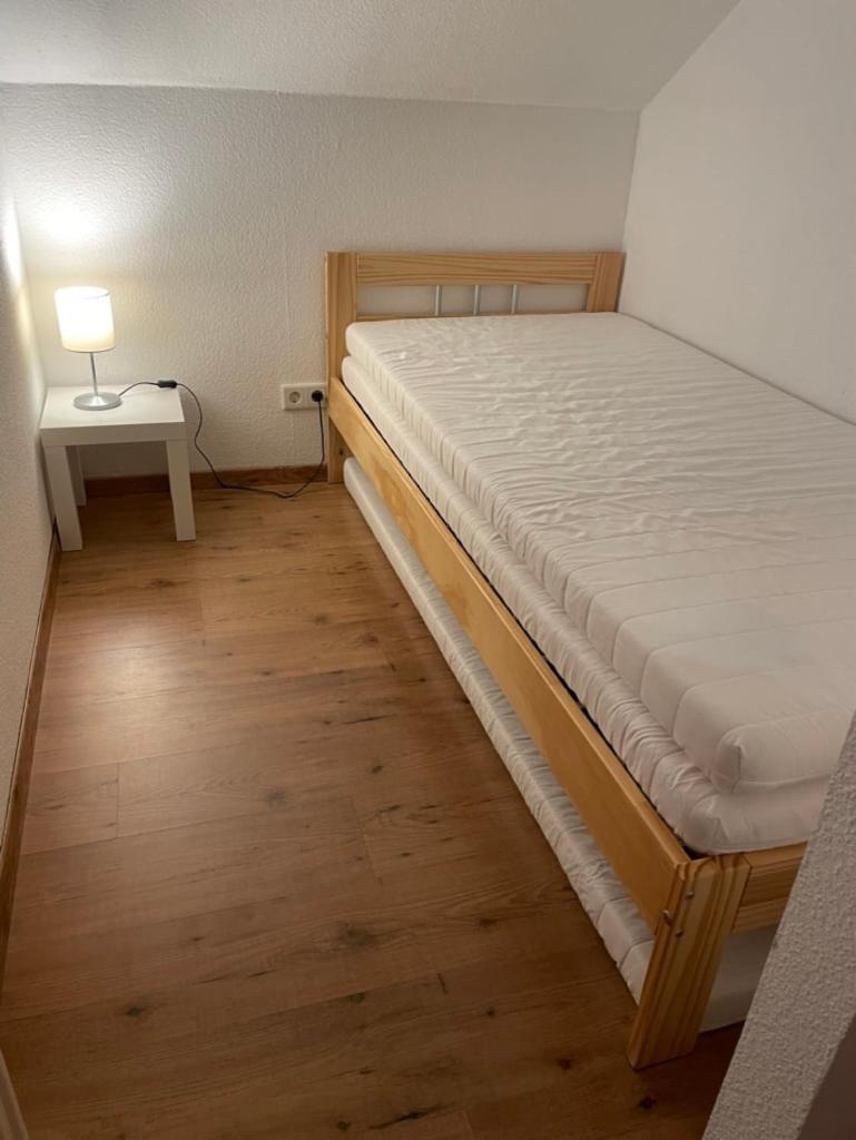 Ferienwohnung An Der Romantischen Strasse Direkt A3 Und A81 Eisingen  Exterior photo